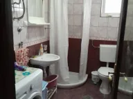 Rent, three bedroom apartment, 120m², Tivat, Crna Gora - image 10