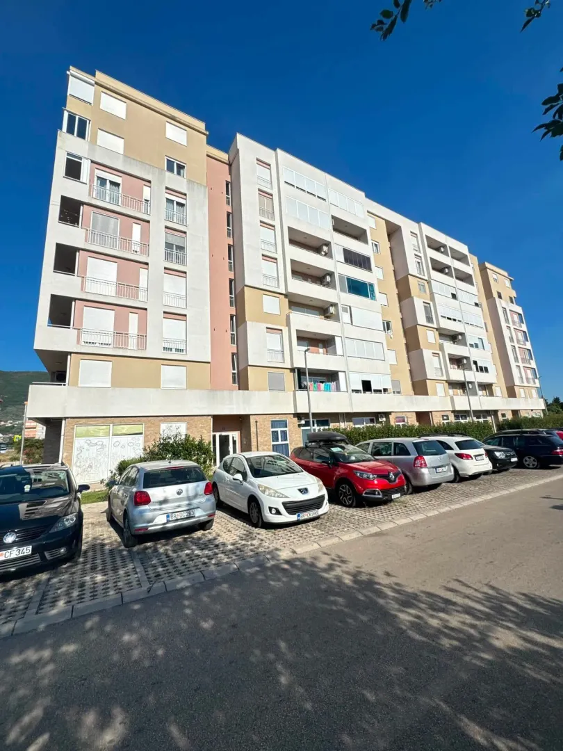 Sale, one bedroom apartment, 49m², Centar, Bar