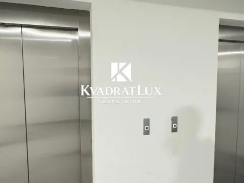 Sale, one bedroom apartment, 53m², Centar, Bar - image 3