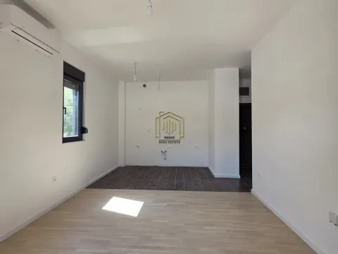 Rent, one bedroom apartment, 44m², Tološi, Podgorica - image 3