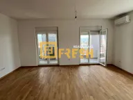 Prodaja, trosoban stan, 105m², Stari Aerodrom, Podgorica - image 6