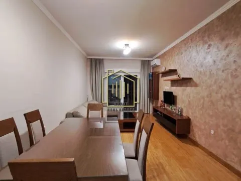 Izdavanje, dvosoban stan, 72m², Pobrežje, Podgorica - image 9