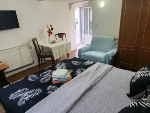 Rent, one bedroom apartment, 30m², Petrovaradin, Novi Sad - image 10