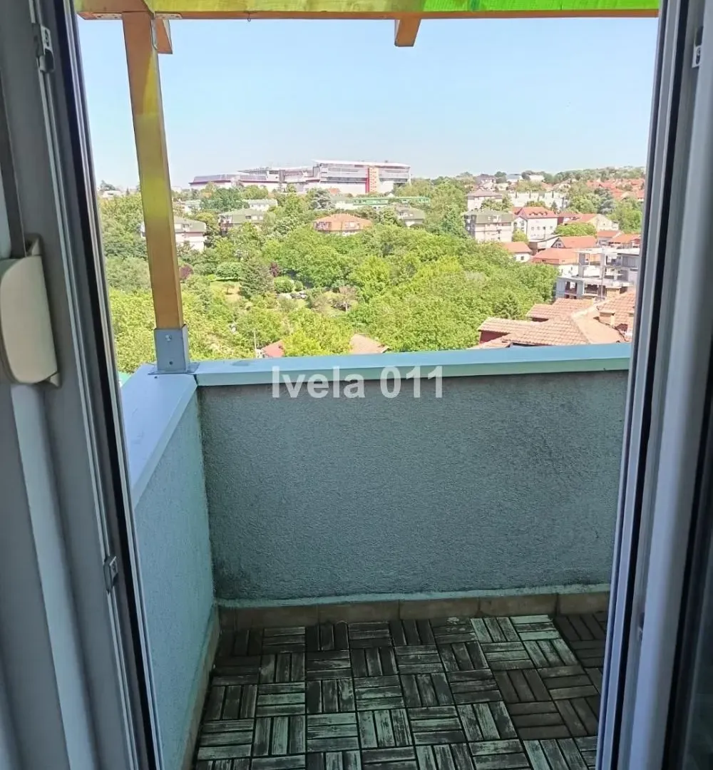 Prodaja, četvorosoban stan, 98m², Voždovac Sve Podlokacije, Beograd