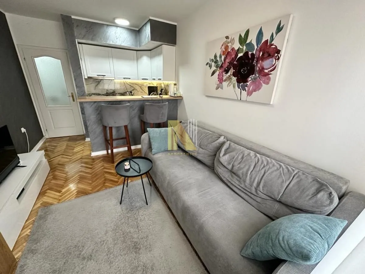 Izdavanje, jednosoban stan, 37m², Nova Detelinara, Novi Sad Sve Podlokacije