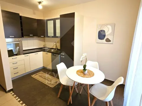 Rent, two bedroom apartment, 80m², Ljubović, Podgorica - image 3