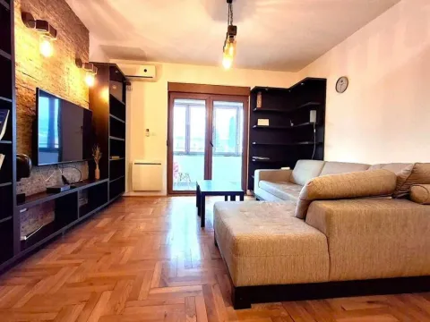 Rent, one bedroom apartment, 50m², City Kvart, Podgorica - image 2