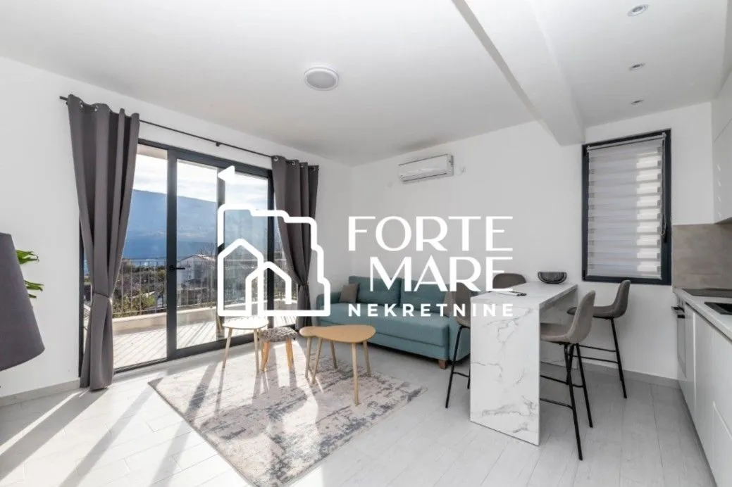Prodaja, jednosoban stan, 47m², Đenovići, Herceg Novi