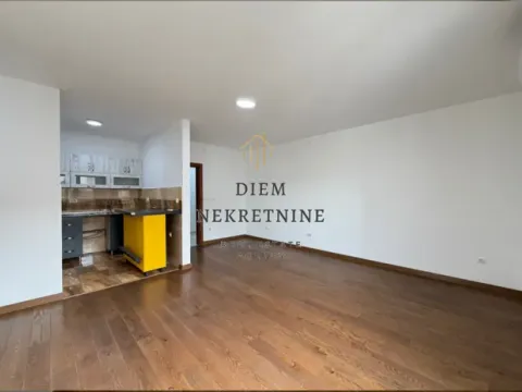 Rent, office space, 56m², City Kvart, Podgorica - image 5