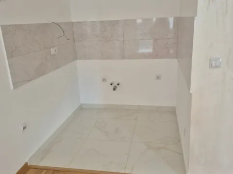 Prodaja, dvosoban stan, 57m², Ledine, Beograd - image 3