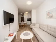 Izdavanje, jednosoban stan, 46m², Budva, Crna Gora - image 16