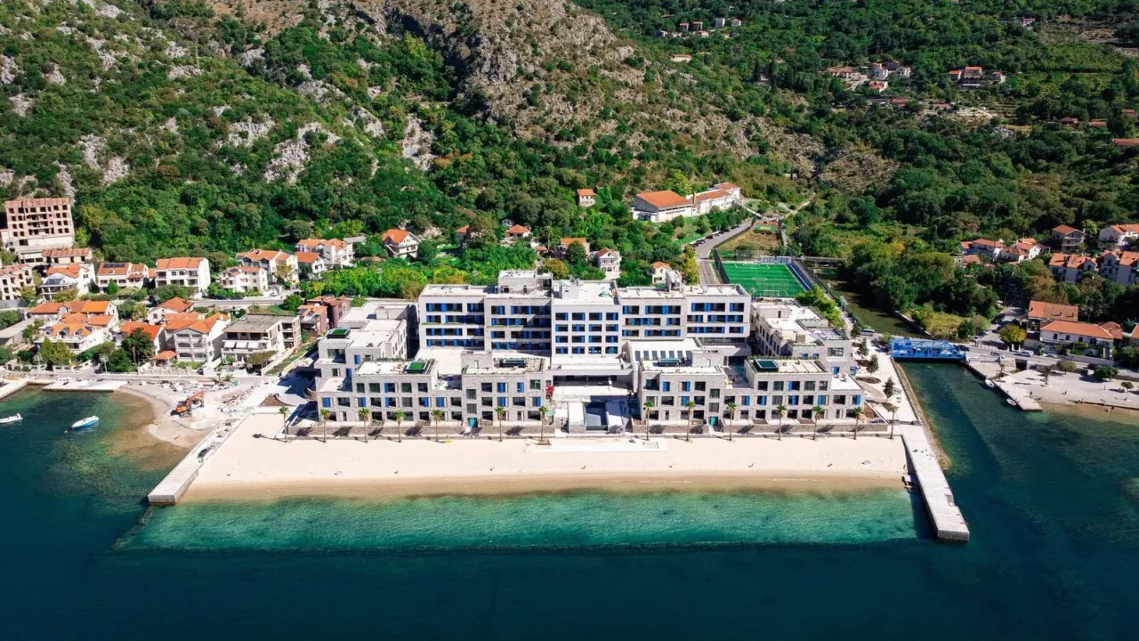 Prodaja, jednosoban stan, 53m², Risan, Kotor
