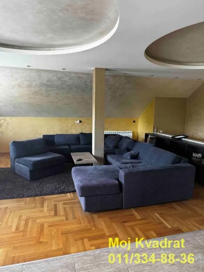 Izdavanje, četvorosoban stan, 200m², Železnik, Beograd