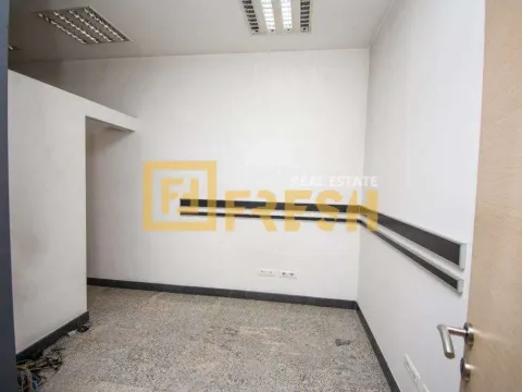 Izdavanje, poslovni prostor, 83m², Preko Morače, Podgorica - image 8
