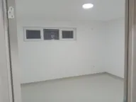 Izdavanje, poslovni prostor, 45m², Durlan, Niš - image 1