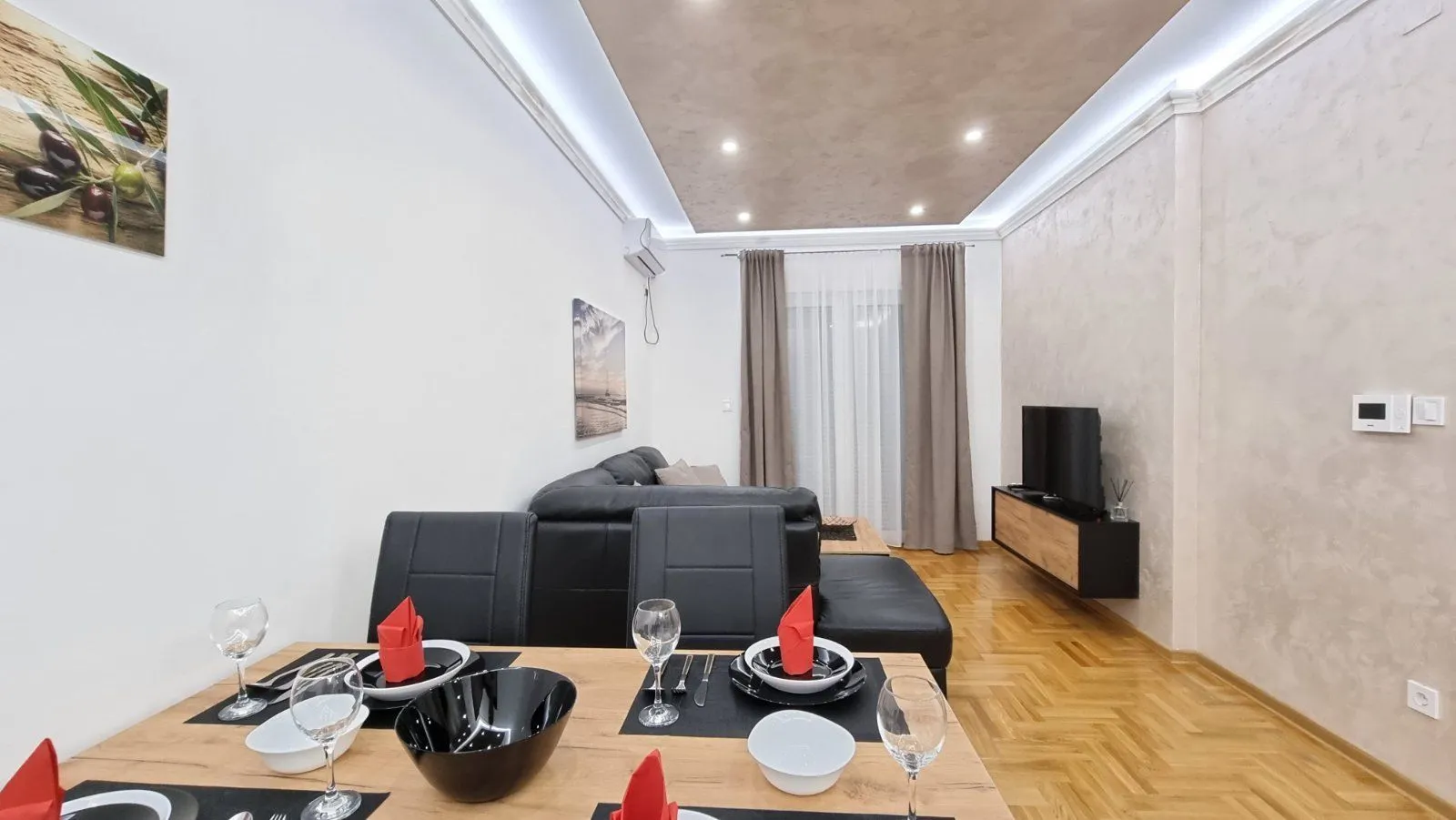 Izdavanje, jednosoban stan, 45m², Budva, Crna Gora
