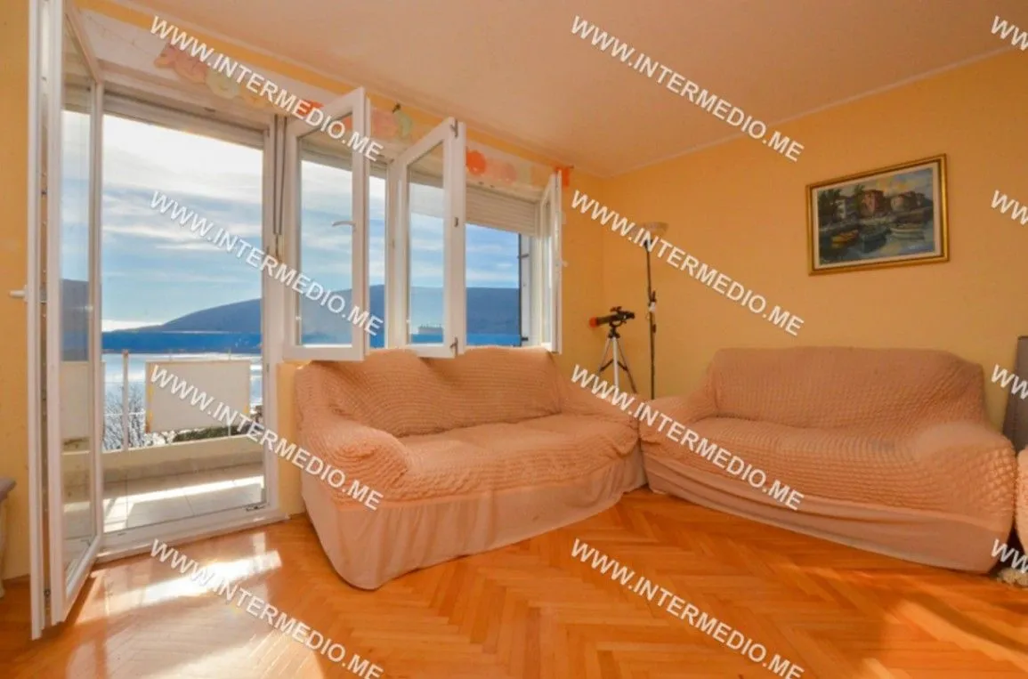 Prodaja, dvosoban stan, 73m², Centar, Herceg Novi