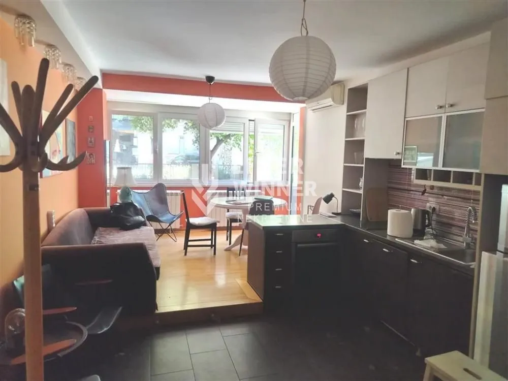 Sale, two bedroom apartment, 60m², Stari Grad, Beograd