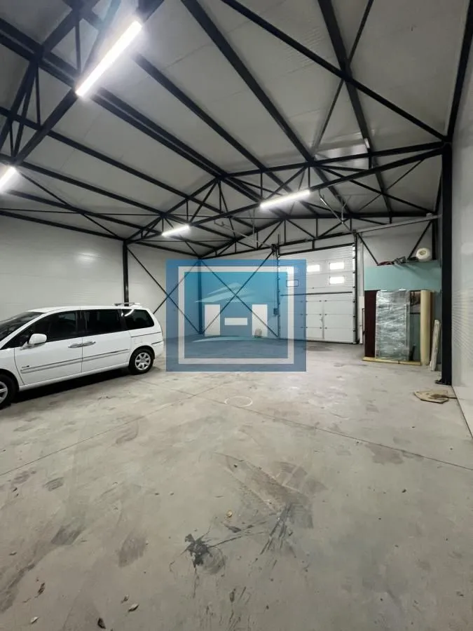 Sale, office space, 300m², Paraćin, Srbija