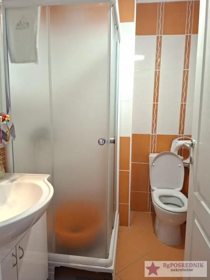 Prodaja, četvorosoban stan, 119m², Zemun Sve Podlokacije, Beograd