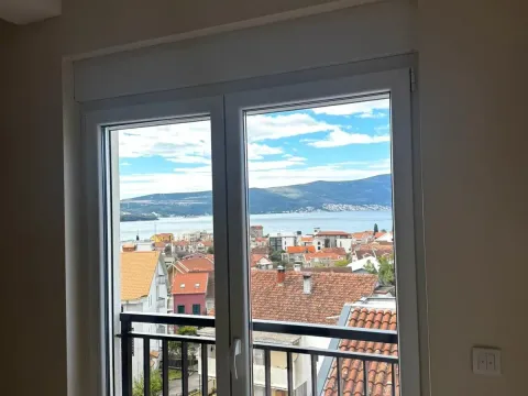 Izdavanje, stan, 50m², Tivat, Crna Gora - image 4