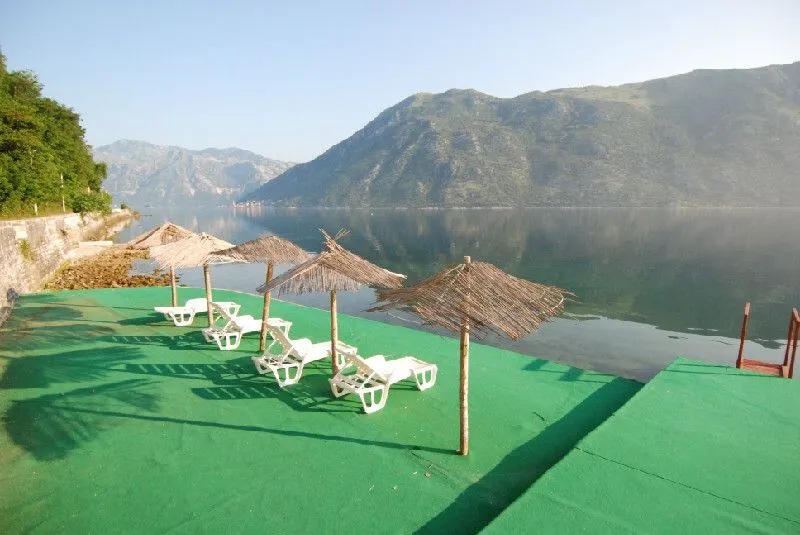 Prodaja, ugostiteljski objekat, 1630m², Donji Stoliv, Kotor