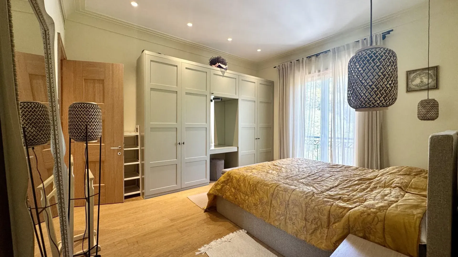 Rent, four bedroom apartment, 228m², Porto Montenegro, Tivat