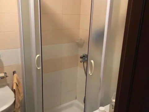 Izdavanje, jednosoban stan, 45m², Stari Aerodrom, Podgorica - image 7