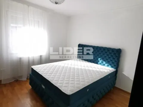 Izdavanje, trosoban stan, 67m², Slavujev Venac, Zvezdara Sve Podlokacije - image 4