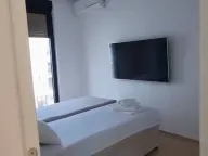 Rent, two bedroom apartment, 70m², Bečići, Budva - image 7