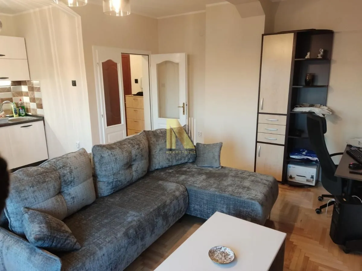 Prodaja, dvosoban stan, 54m², Bulevar Evrope, Novi Sad Sve Podlokacije