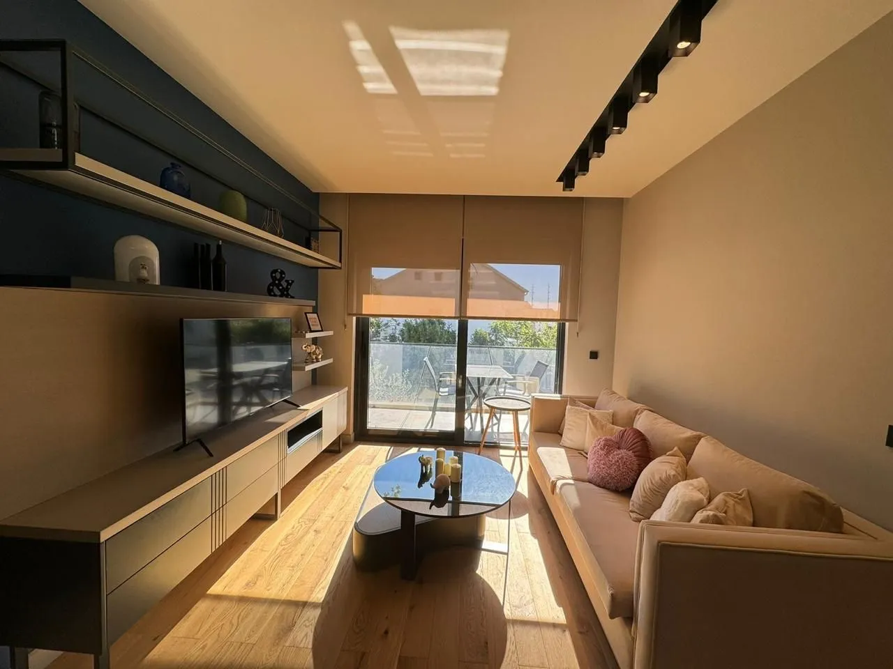 Rent, one bedroom apartment, 45m², Tivat, Crna Gora