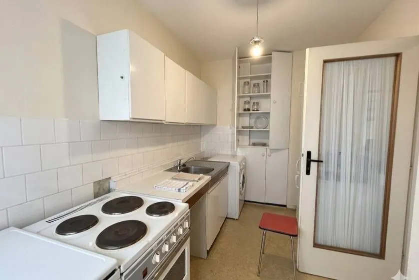Sale, three bedroom apartment, 71m², Novi Beograd Blok 62, Novi Beograd Sve Podlokacije
