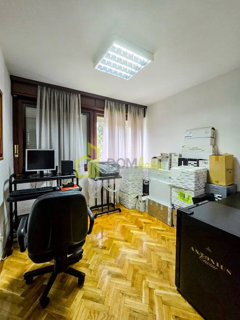 Rent, office space, 55m², Preko Morače, Podgorica