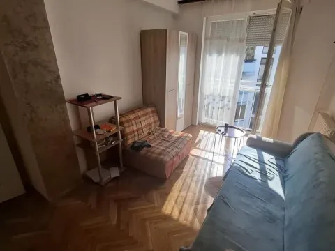 Izdavanje, jednosoban stan, 36m², Bulevar Oslobodjenja, Novi Sad Sve Podlokacije - image 2