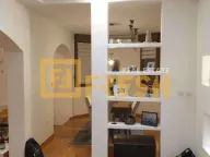 Izdavanje, kuća, 300m², Vranići, Podgorica - image 12