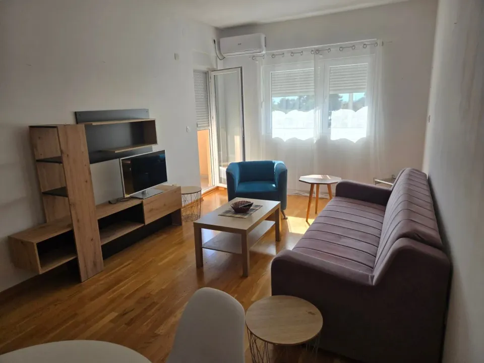 Rent, one bedroom apartment, 50m², Tuški Put, Podgorica