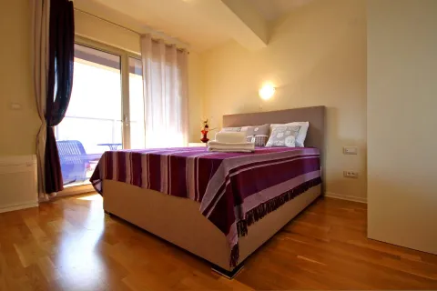 Prodaja, dvosoban stan, 51m², Bečići, Budva - image 13