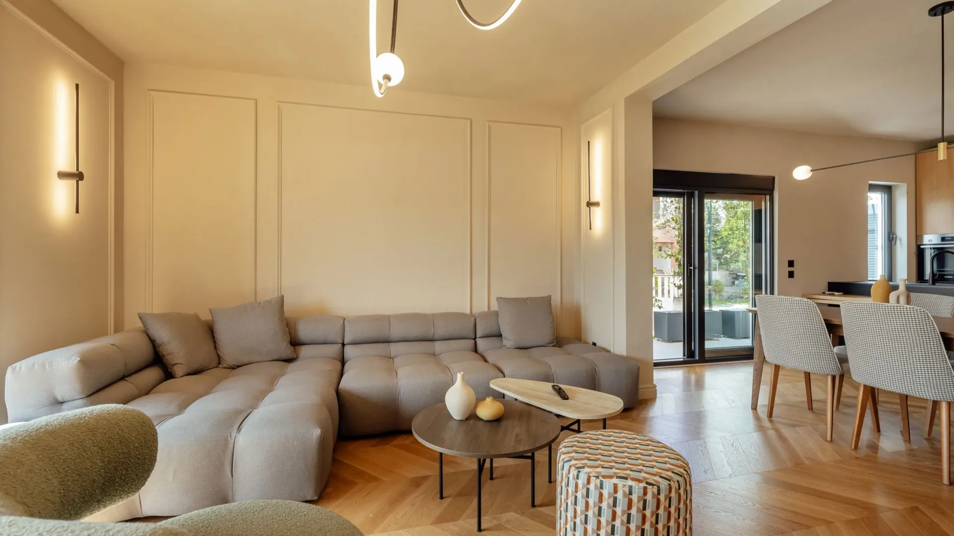 Prodaja, dvosoban stan, 180m², Savina, Herceg Novi