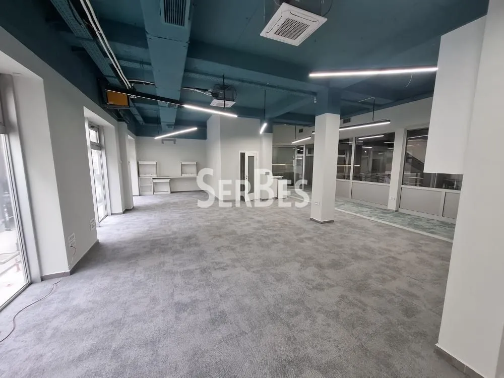 Rent, office space, 131m², Bulevar Oslobodjenja, Novi Sad Sve Podlokacije