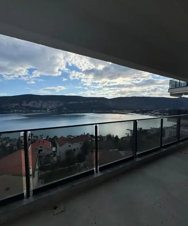Sale, two bedroom apartment, 86m², Topla, Herceg Novi