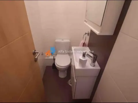 Izdavanje, četvorosoban stan, 96m², Vračar Sve Podlokacije, Beograd - image 18