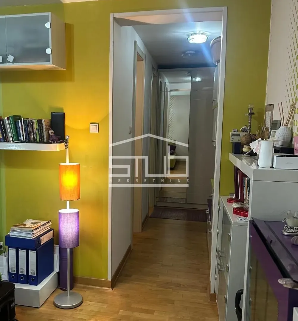 Izdavanje, dvosoban stan, 47m², Banovo Brdo, Beograd