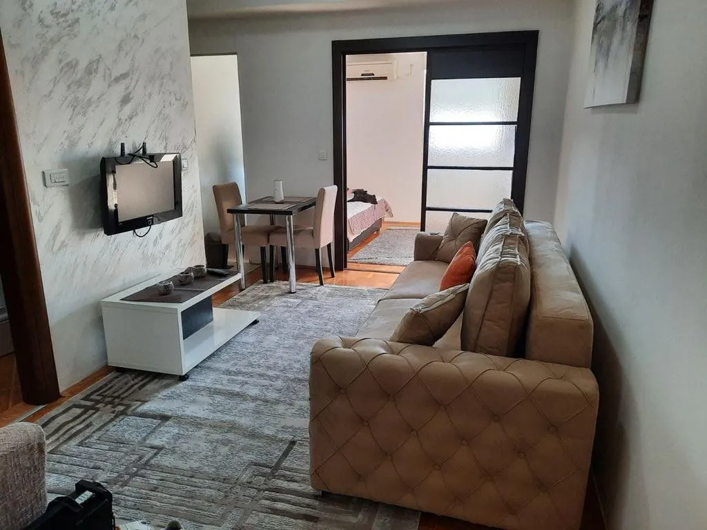 Rent, one bedroom apartment, 40m², City Kvart, Podgorica