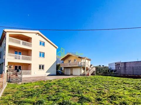 Sale, house, 360m², Bar, Crna Gora - image 5