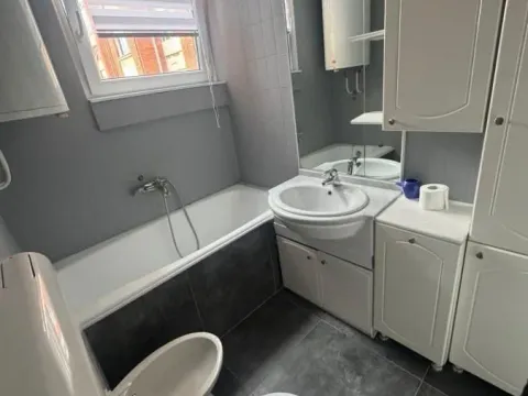 Izdavanje, trosoban stan, 95m², Medijana, Niš - image 4