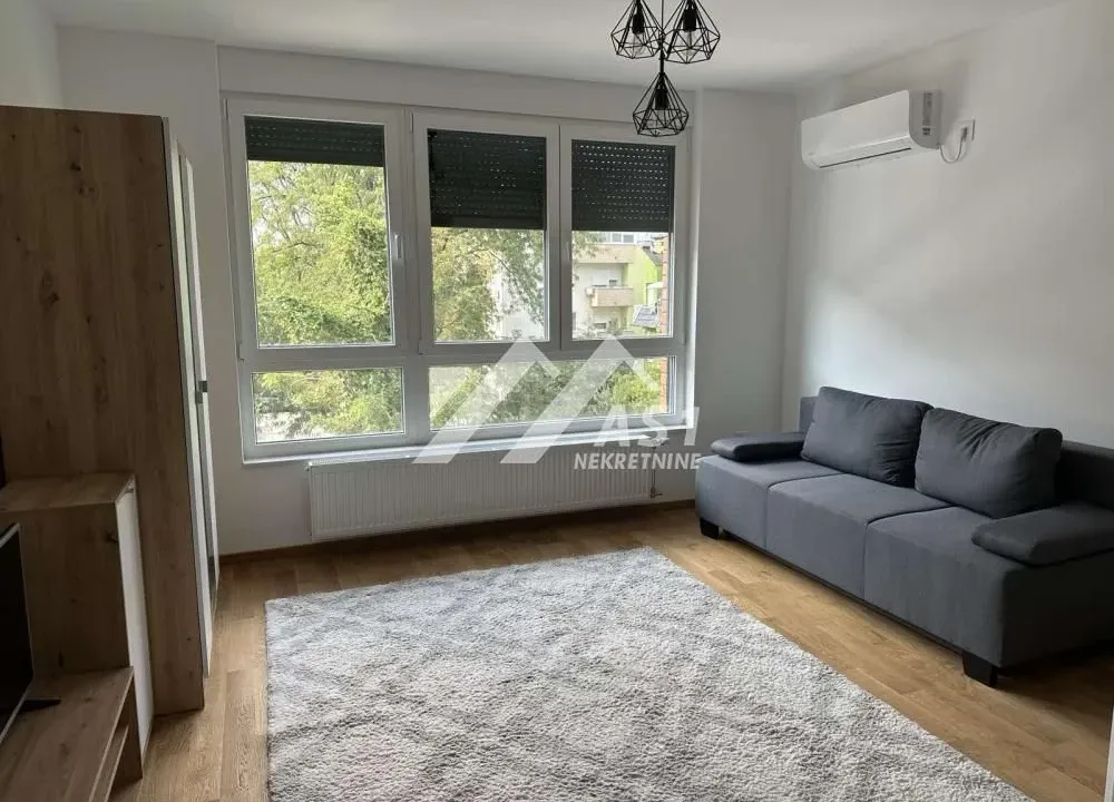 Izdavanje, stan, 25m², Telep, Novi Sad Sve Podlokacije