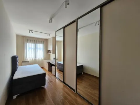 Prodaja, dvosoban stan, 70m², Tološka šuma, Podgorica - image 7