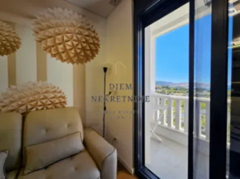 Izdavanje, jednosoban stan, 50m², Centar, Bar - image 4