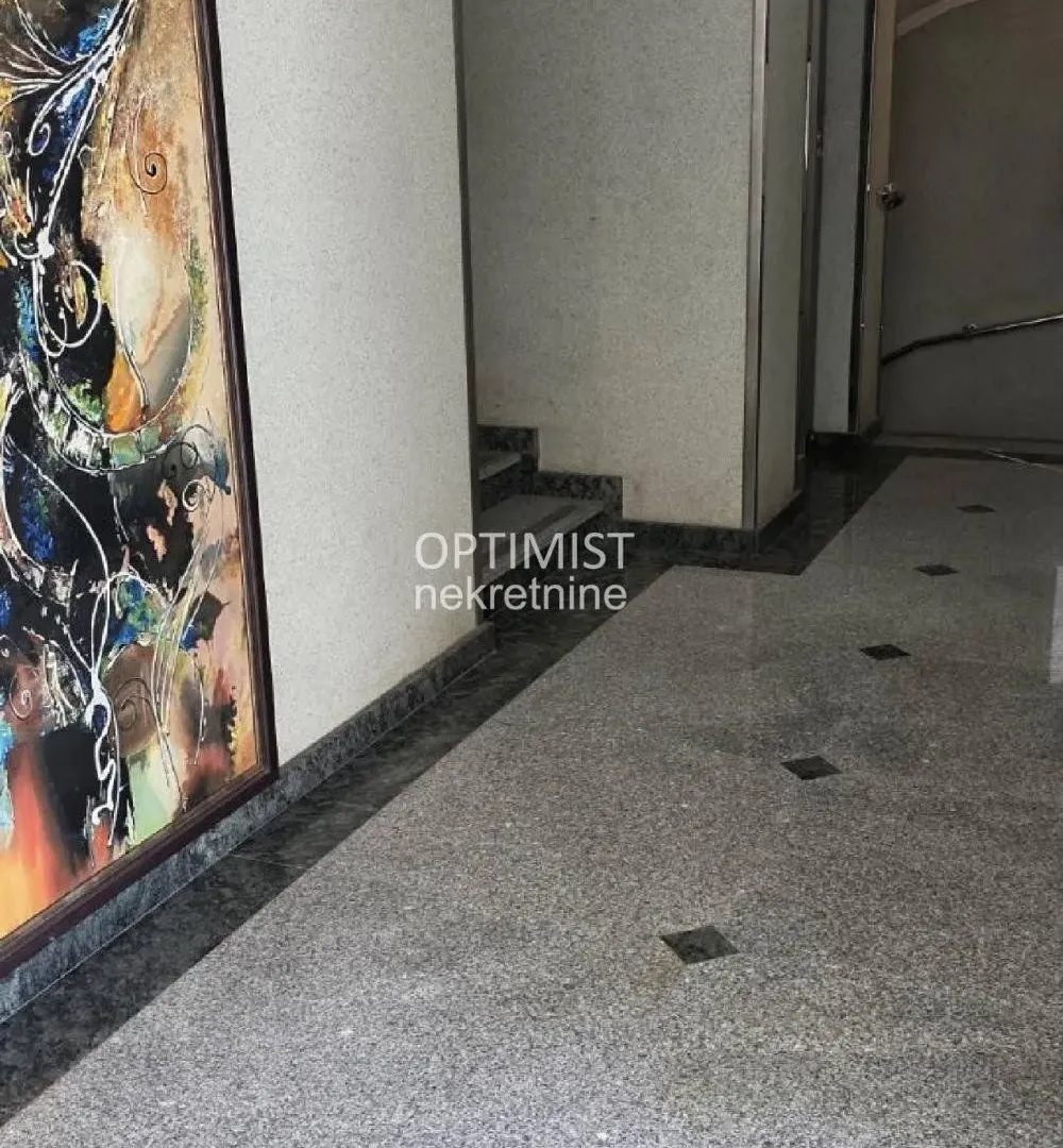 Sale, four bedroom apartment, 124m², Voždovac Sve Podlokacije, Beograd
